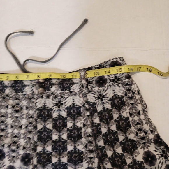 ATHLETA grey graphic print skort, 6 - Picture 14 of 14